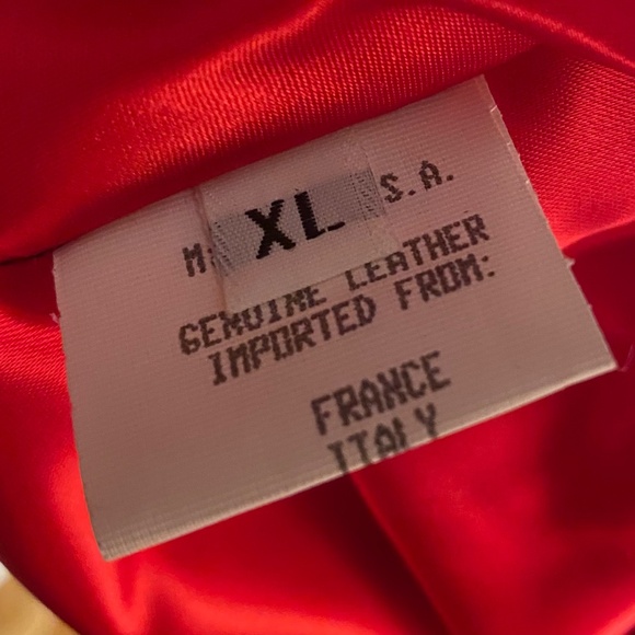 Vintage Looney Tunes Leather Bomber Jacket - Picture 13 of 14